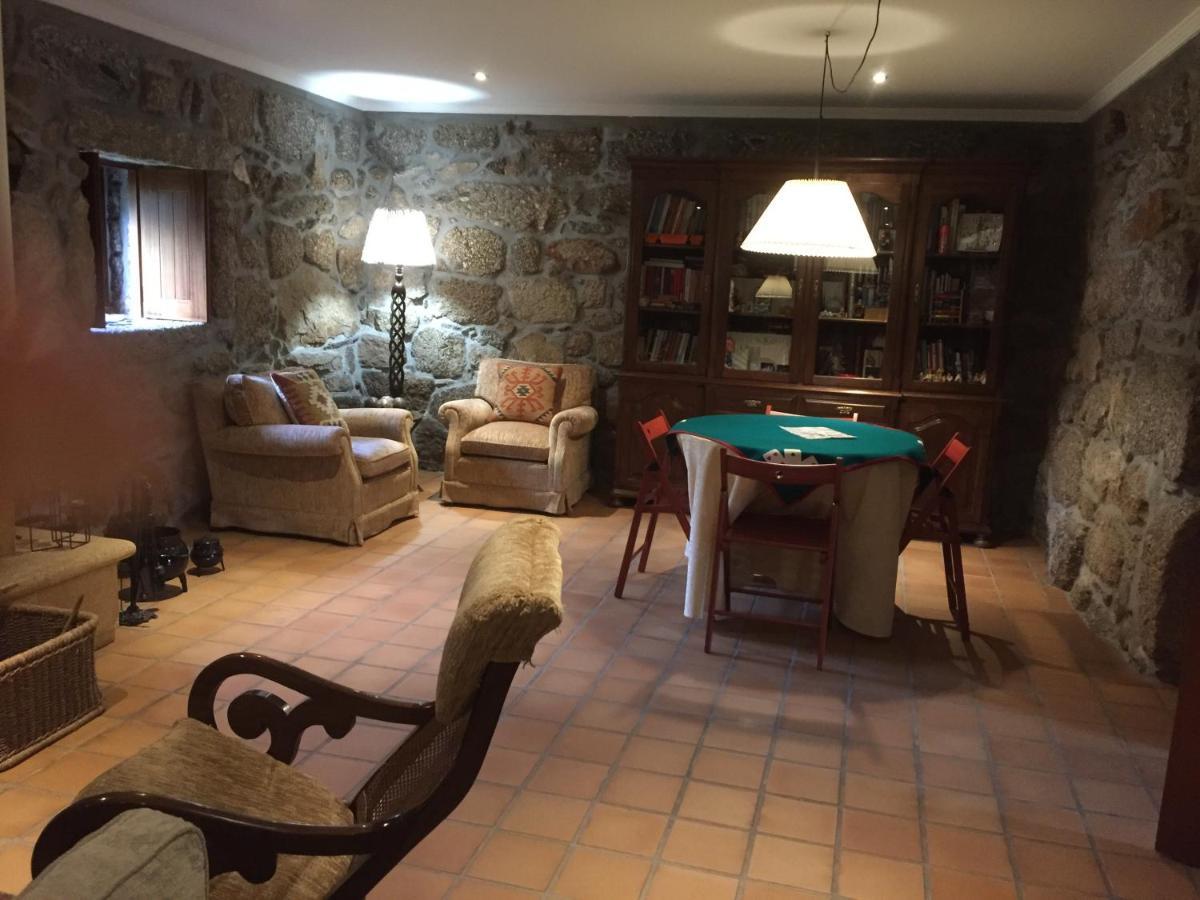 Bergui Guesthouse - Guimarães Esterno foto