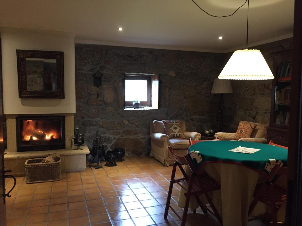 Bergui Guesthouse - Guimarães Esterno foto
