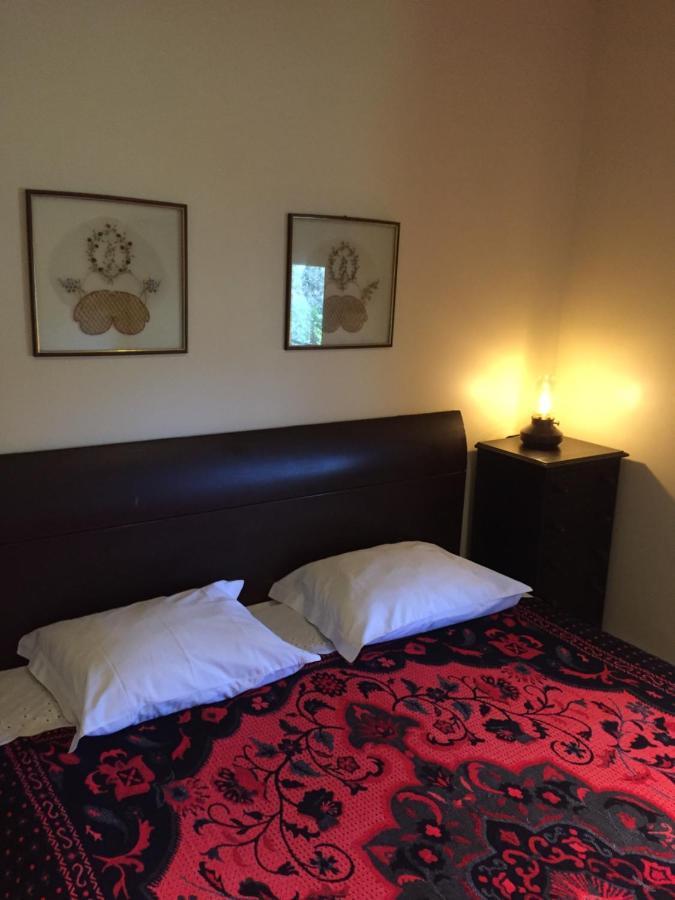 Bergui Guesthouse - Guimarães Esterno foto