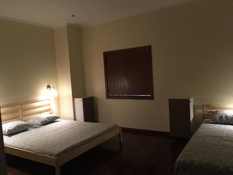 Bergui Guesthouse - Guimarães Esterno foto